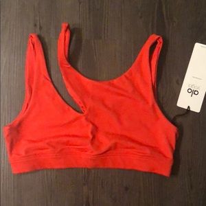 NWT Alo Yoga Peak Bra